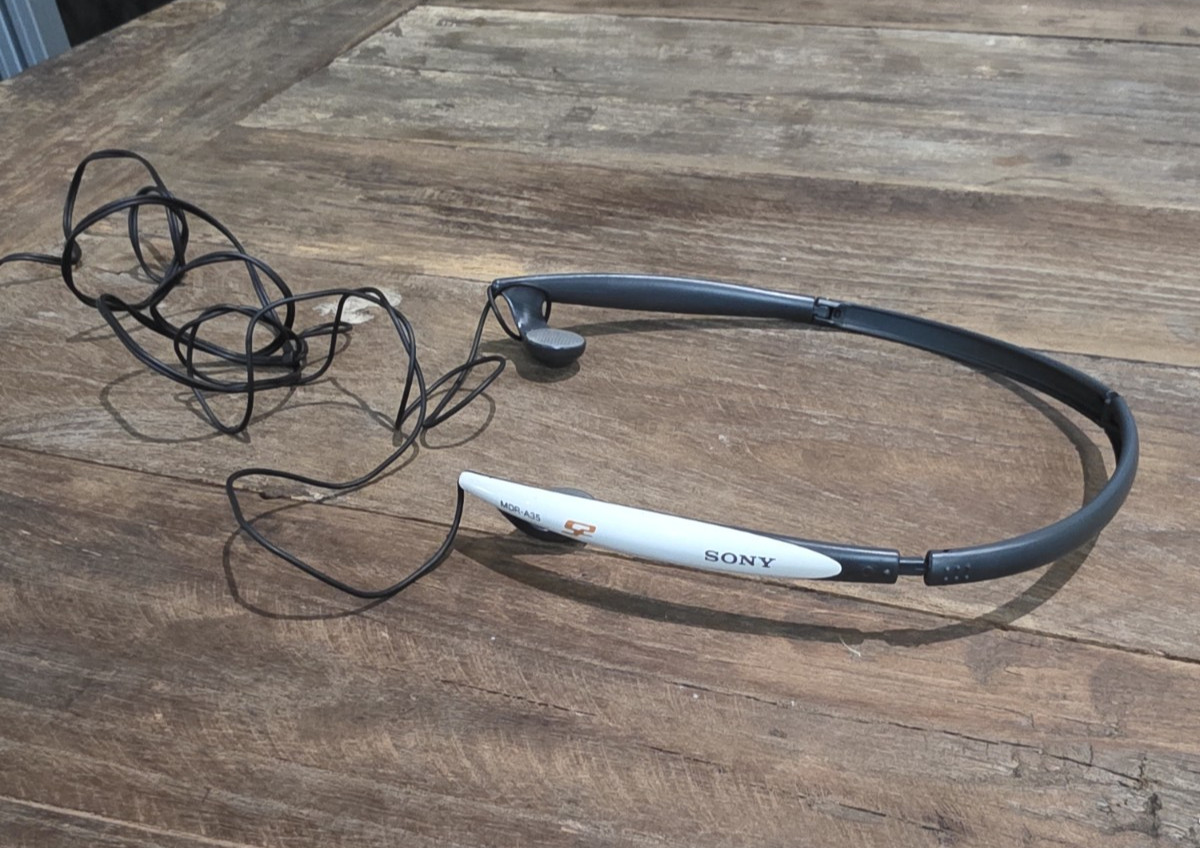 Sony MDR A35 Water Resistant Foldable Headphones – Tested and Working