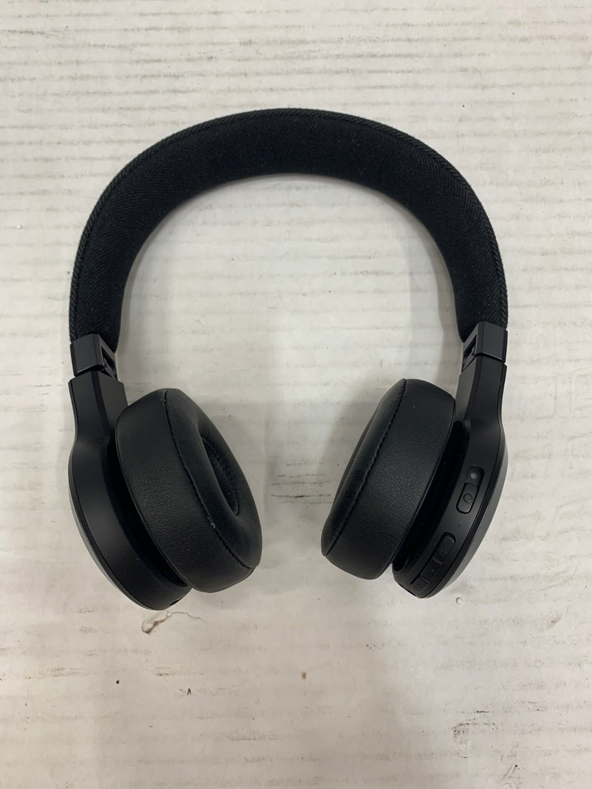 JBL Live 675NC Wireless On-Ear Headphones Adaptive Noise Cancelling by Harman