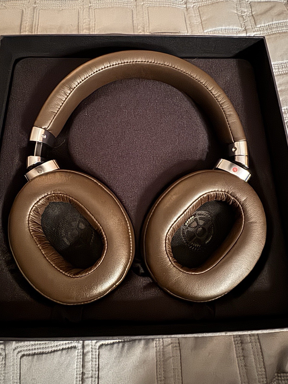 Sony MDR-1A Silver High Resolution Headphones