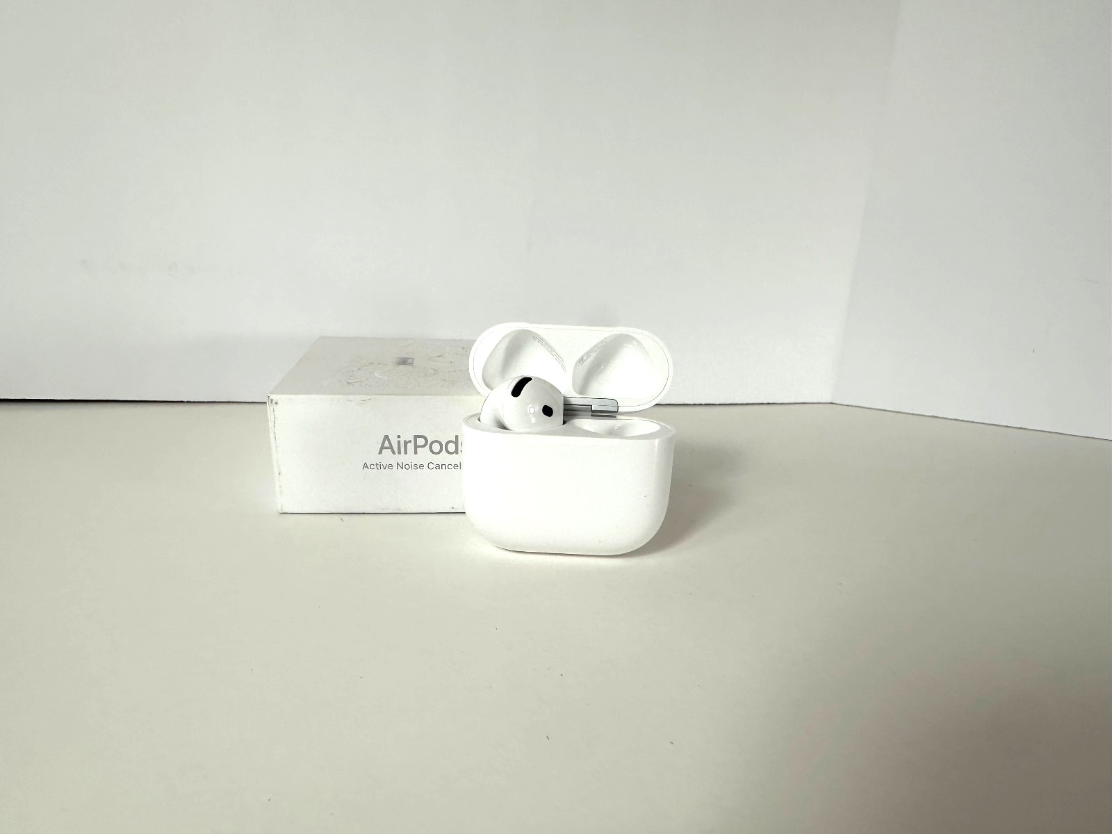 Apple AirPods 4 with ANC Replacement: Left Side Only+Charging Case & Box