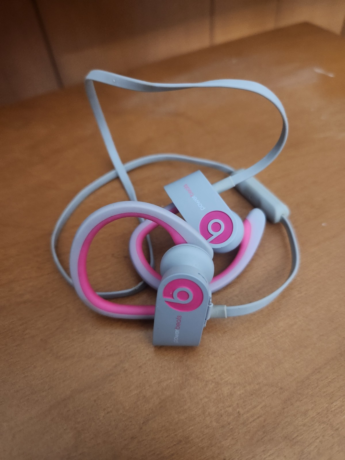 Beats Powerbeats2 Wireless B0516 Grey-Pink Color Headphones earbuds