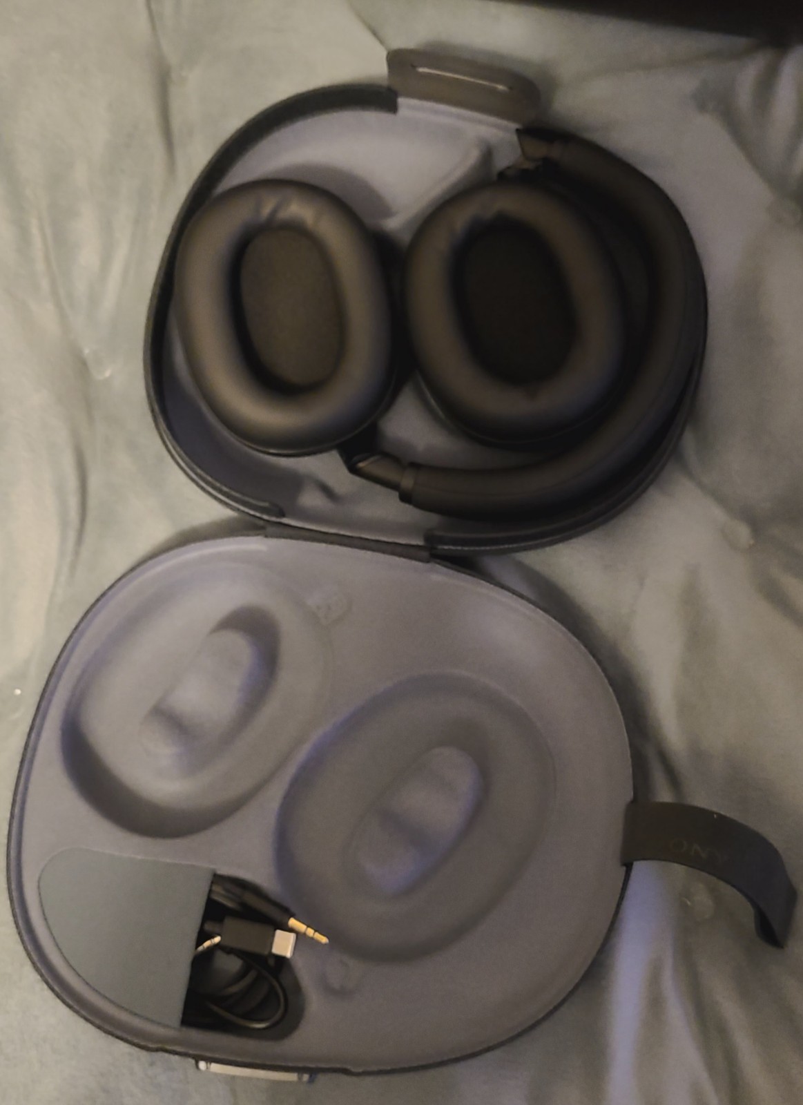 Sony WH-1000X M6 Noise Canceling Wireless Headphones Black HD NC Process QN3 ?