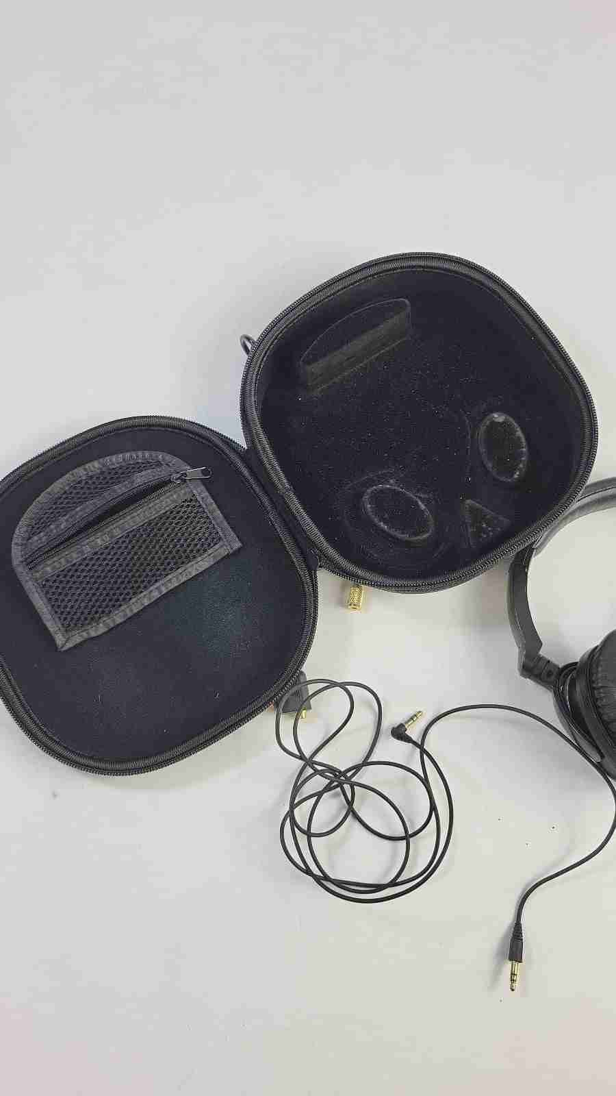 Audio-Technica ATH-ANC7B QuietPoint Active Noise Cancelling Headphones