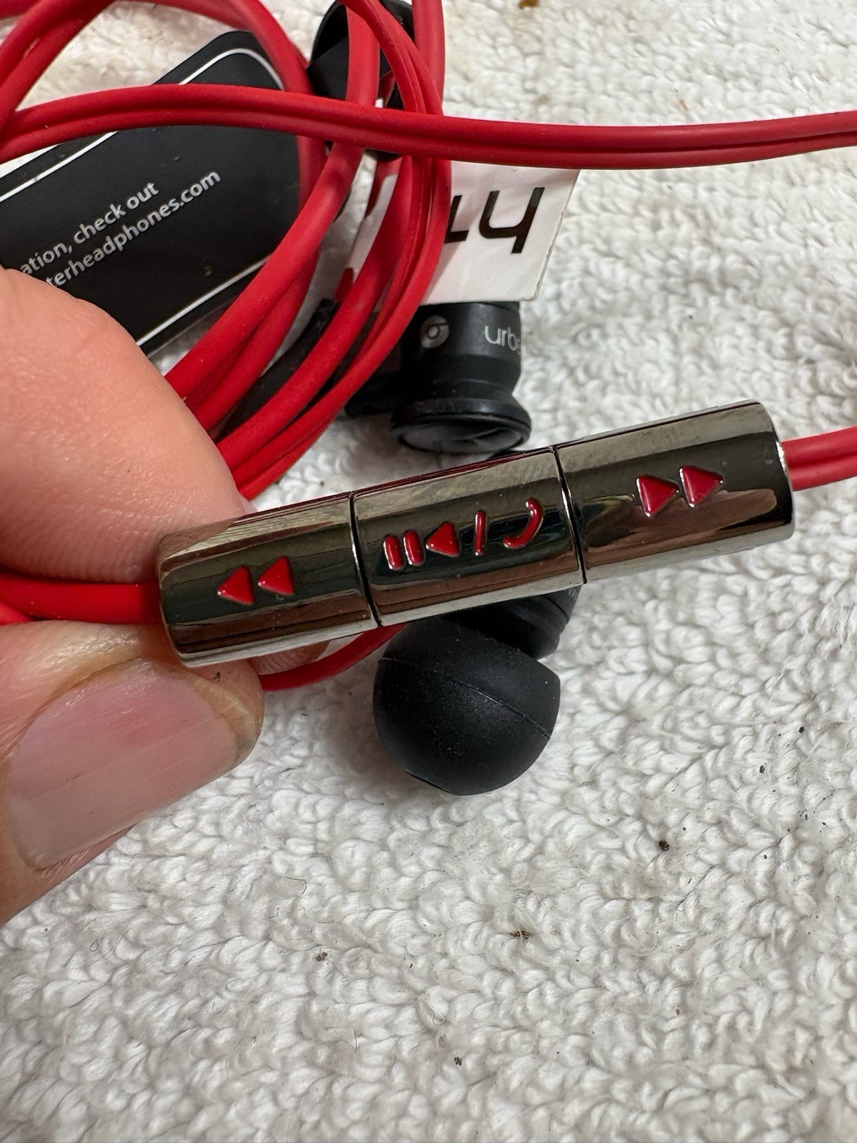 Monster Beats by Dr. Dre iBeats Wired Earbuds Red HTC Edition w/ Case & Tips