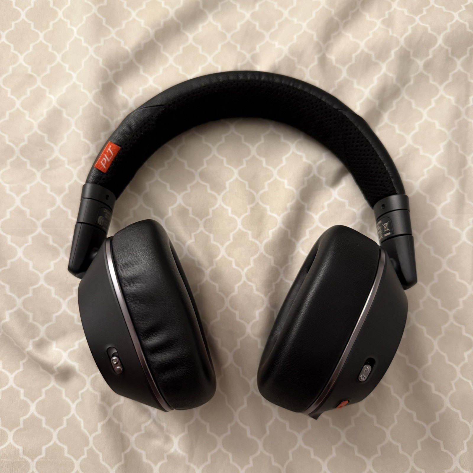 Plantronics B8200 ABG7 Bluetooth NFC Wireless Headband Headphones Black