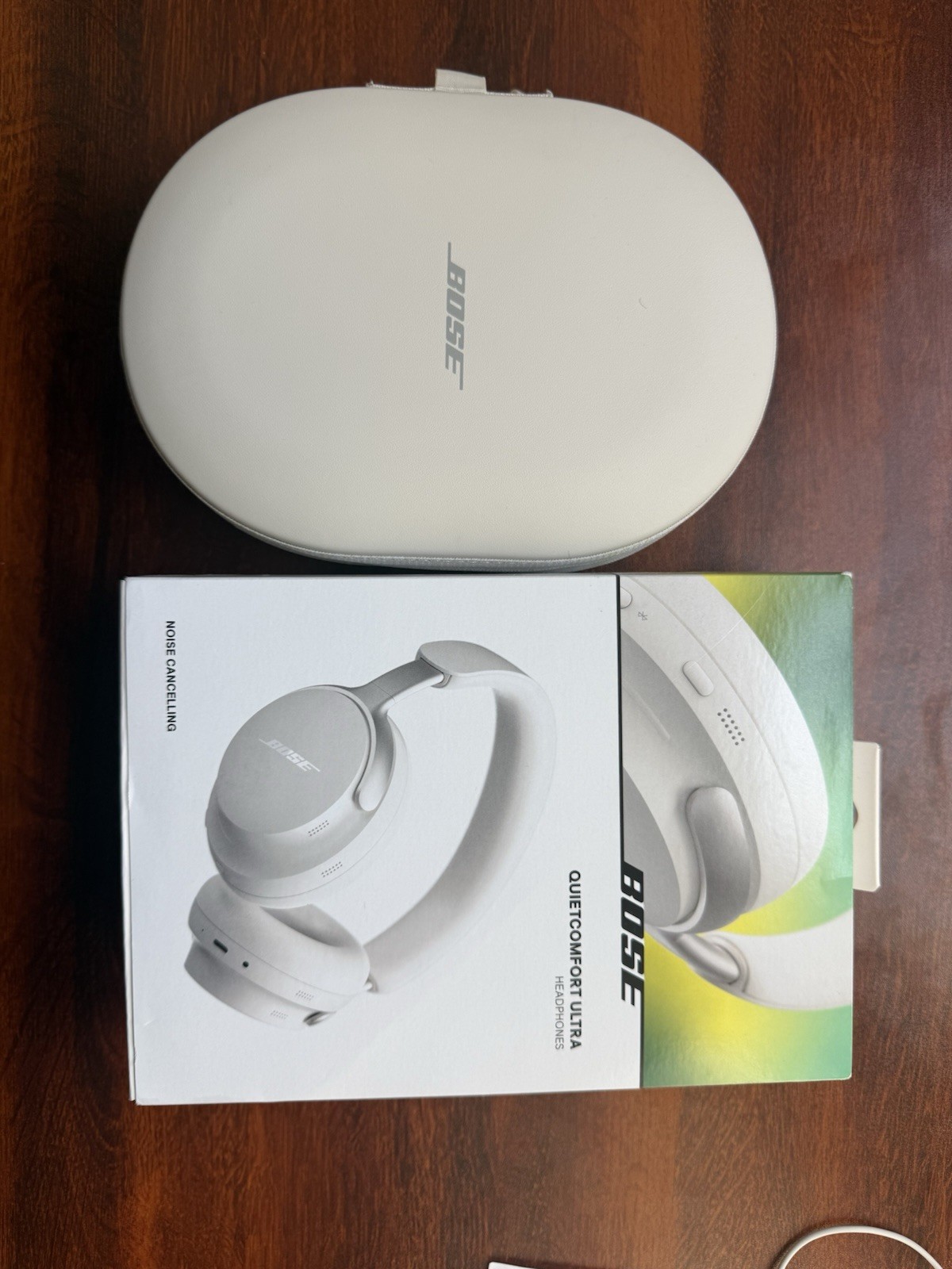 Bose QuietComfort Ultra Over-Ear Headphones – White Smoke