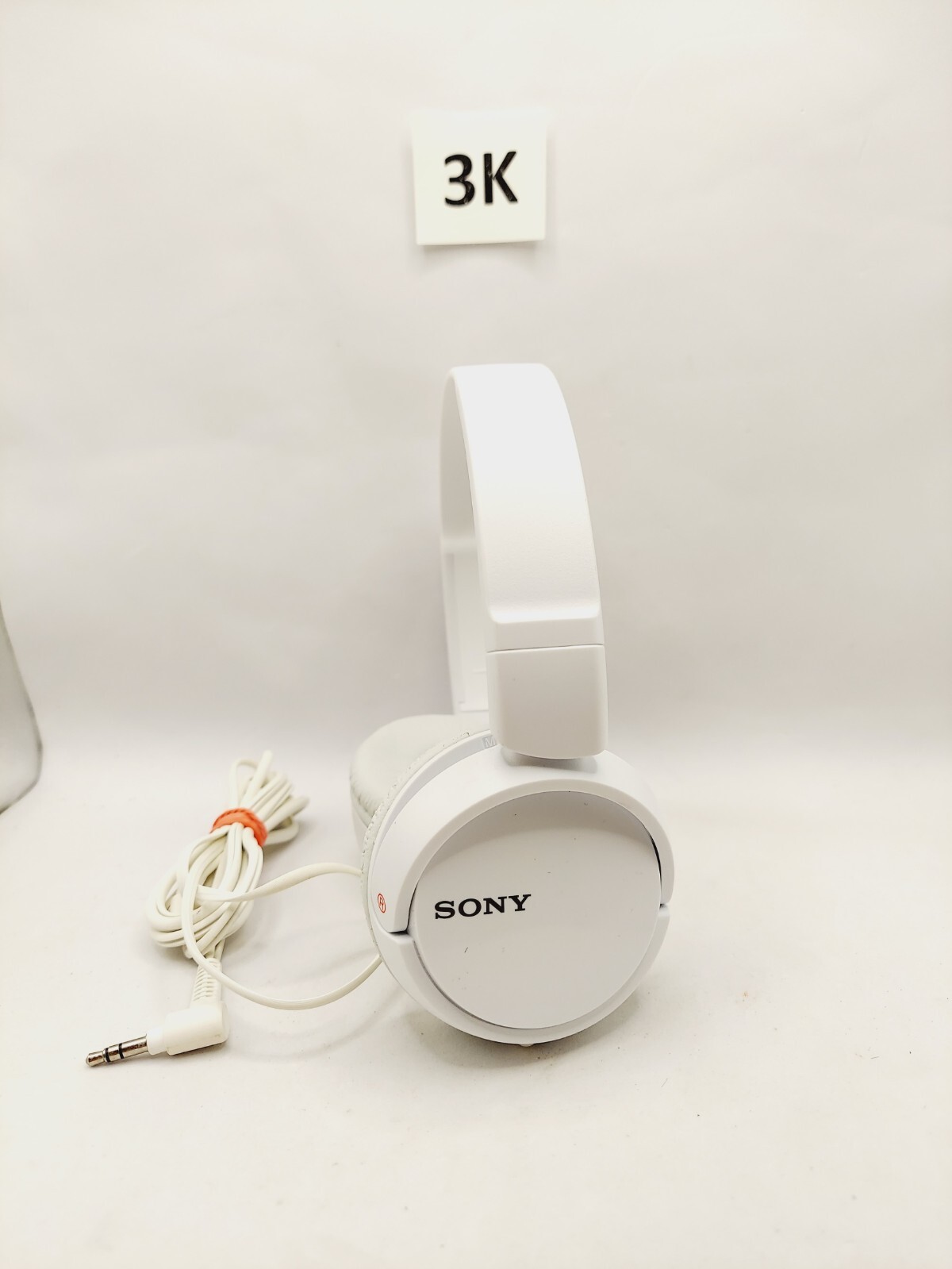 Sony MDR-ZX110 Ear-Pad (On the Ear) Headband Foldable Headphones – White