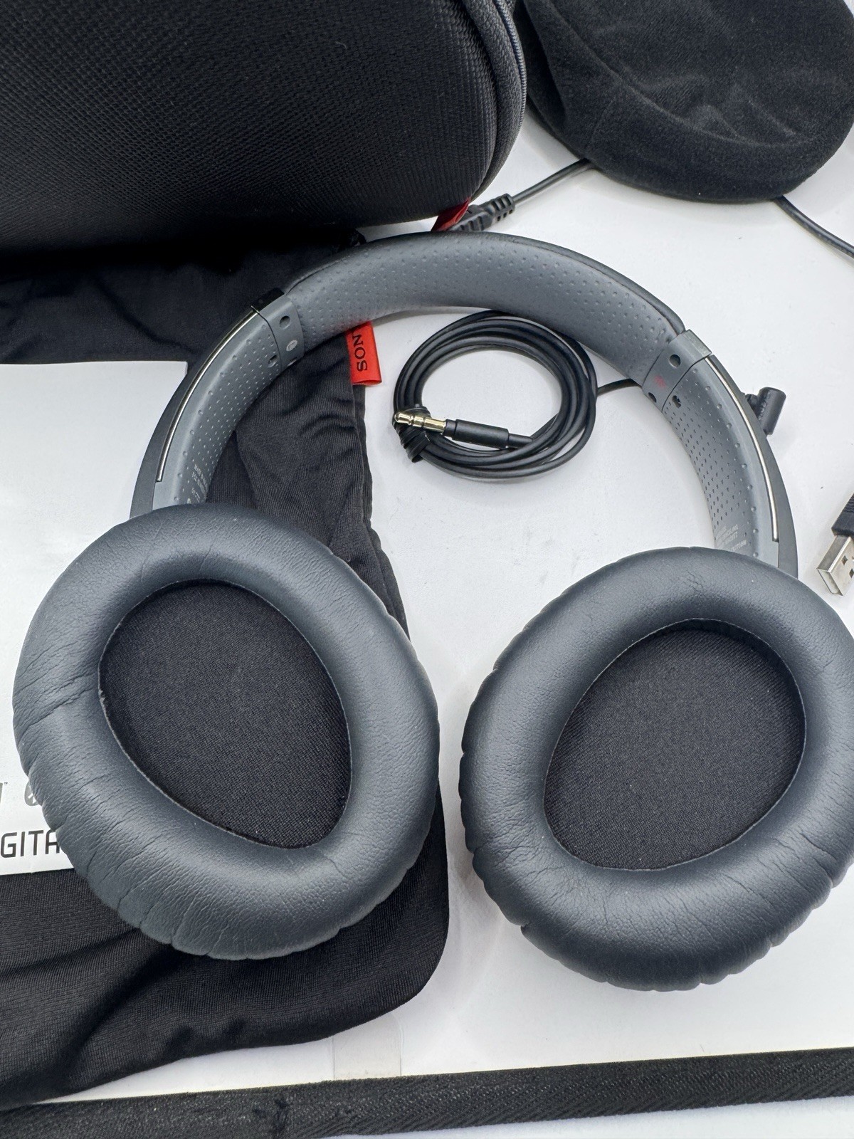 Sony MDR-ZX770BT Headphones – Black