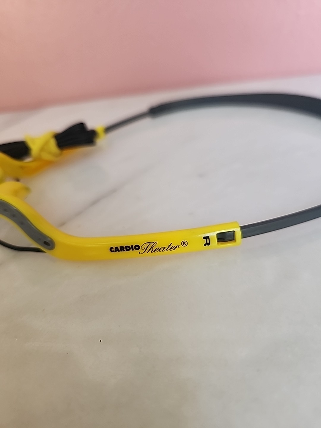 Vintage Cardio Theater Fitness Headphones Wired Yellow Black Gym Equipment 90s