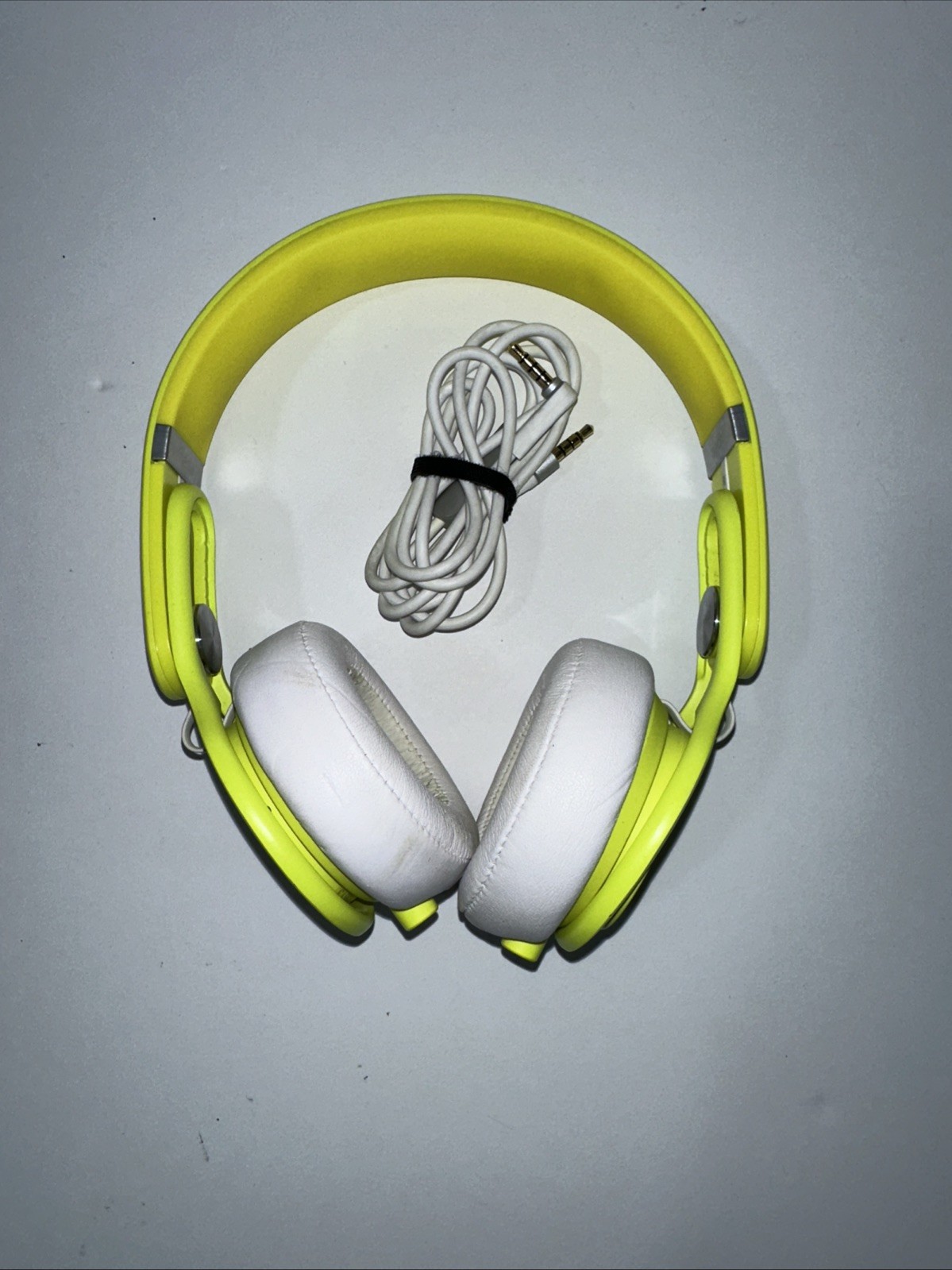 Beats Mixr Headphones On Ear Neon Yellow/Lime Mixer Beats by Dre