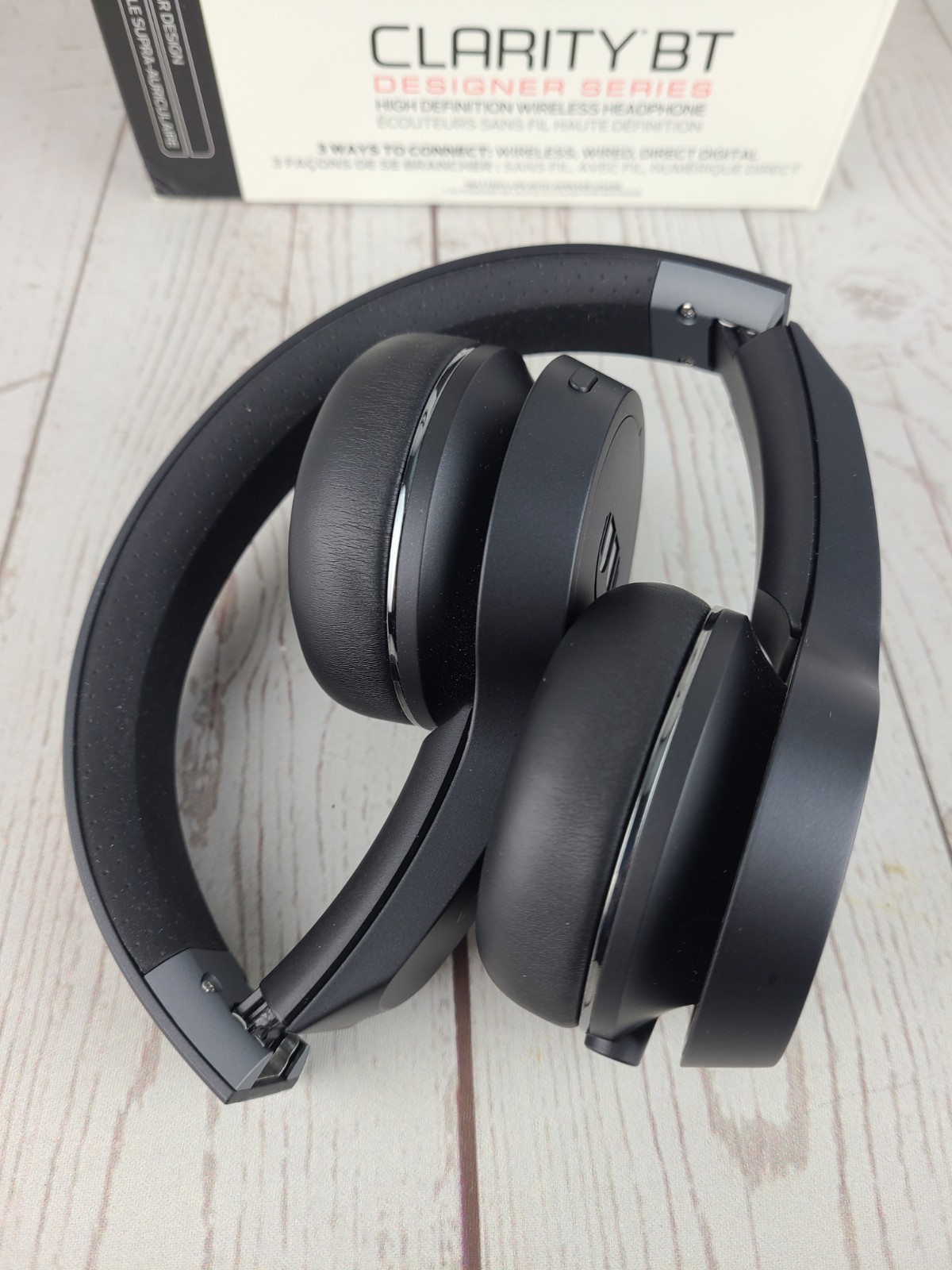 Monster Clarity BT Wireless On Ear Headphones Bluetooth or Wired Designer Series
