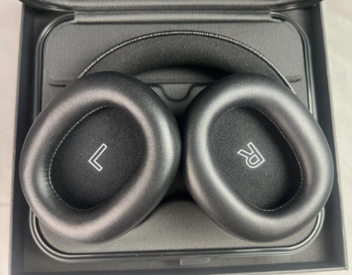 Bang & Olufsen Beoplay H95 BLACK – Wireless ANC Headphones Aluminium Case BT 5.1