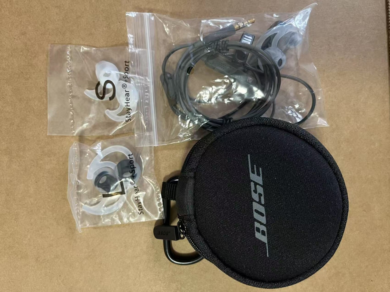 Bose SoundSport In-Ear Earphones Headset For Apple ios Version Charcoal Black