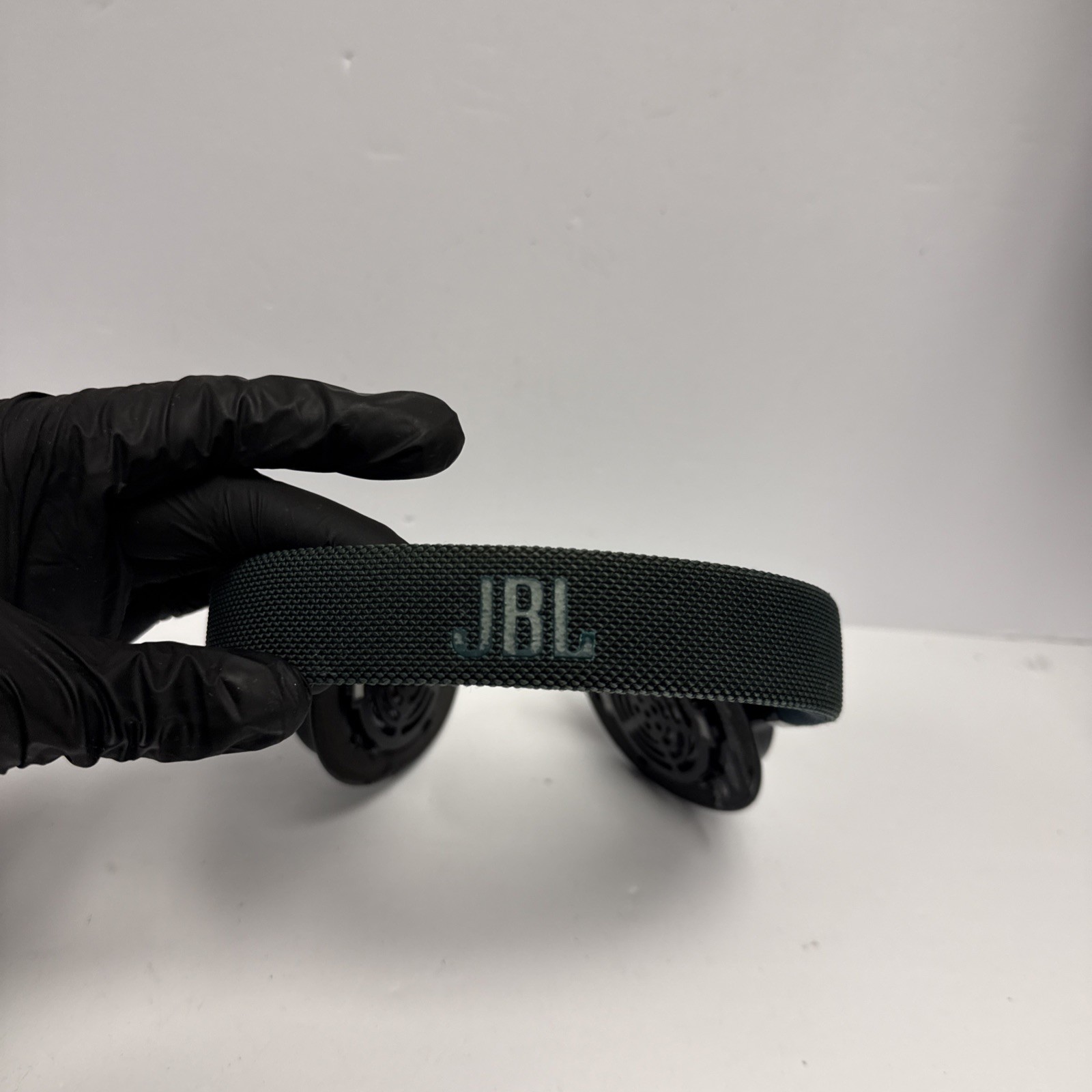 JBL Live 500BT Over-the-Ear Wireless Bluetooth Headphones Green Needs Pads