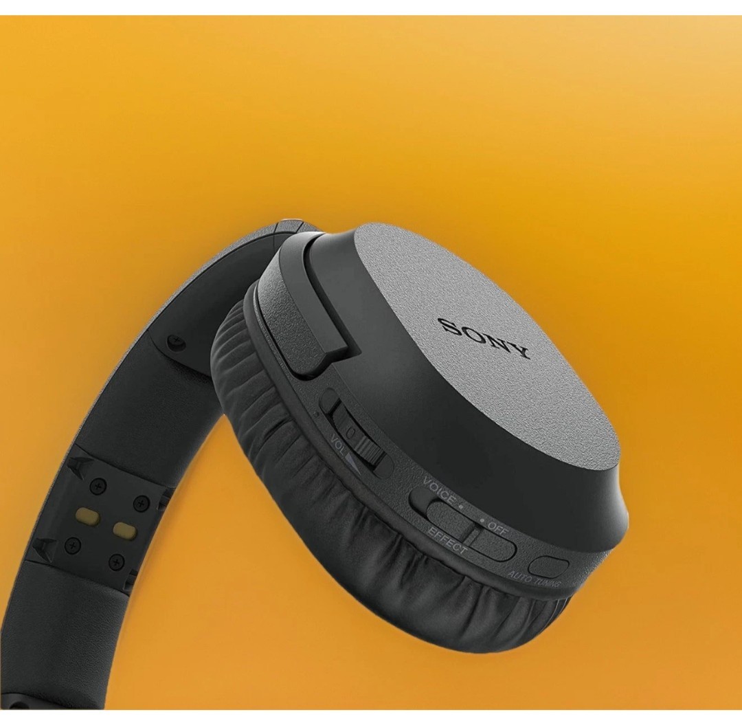 ?Sony Wireless Headphones Great for TV Watching with Transmitter Dock