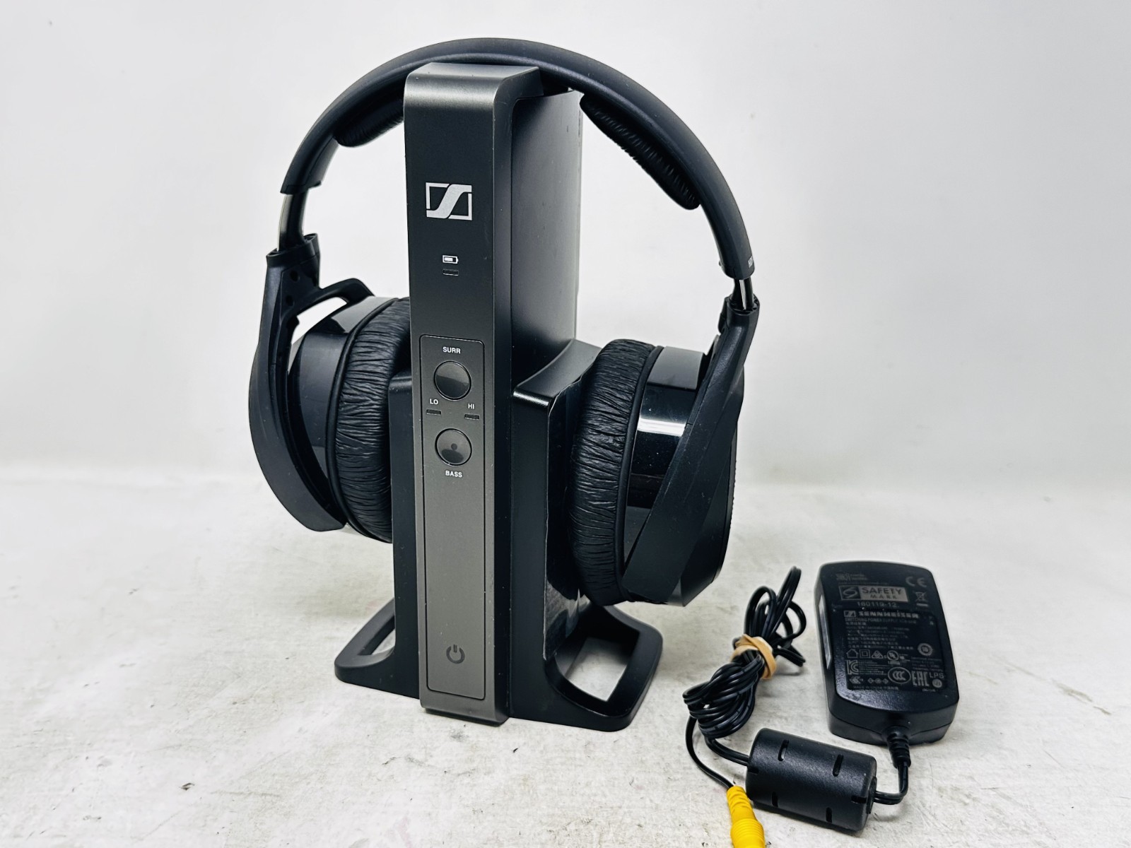 Wireless Sennheiser HDR 175 Headphones w/ TR 175 Charging Stand & Charger