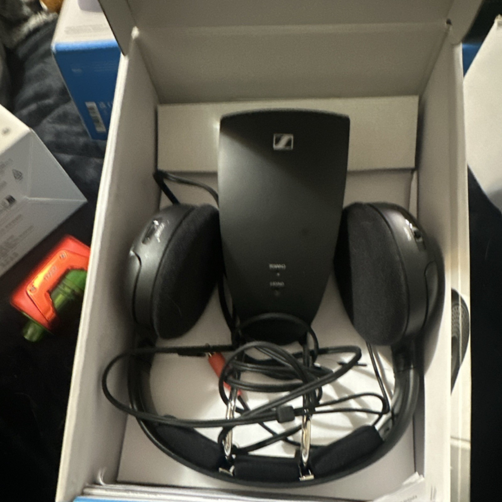 Sennheiser RS 120-W Headband Headphones Black Wireless RCA 3.5mm TV RF