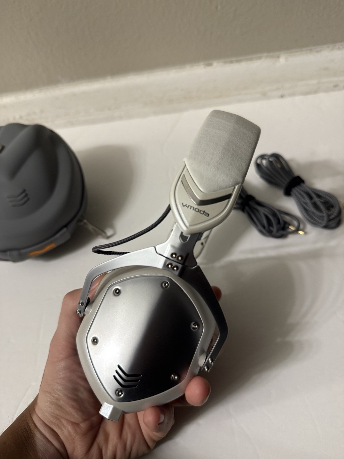 V-Moda Crossfade M-100 Over-Ear Headphones – White Silver #2