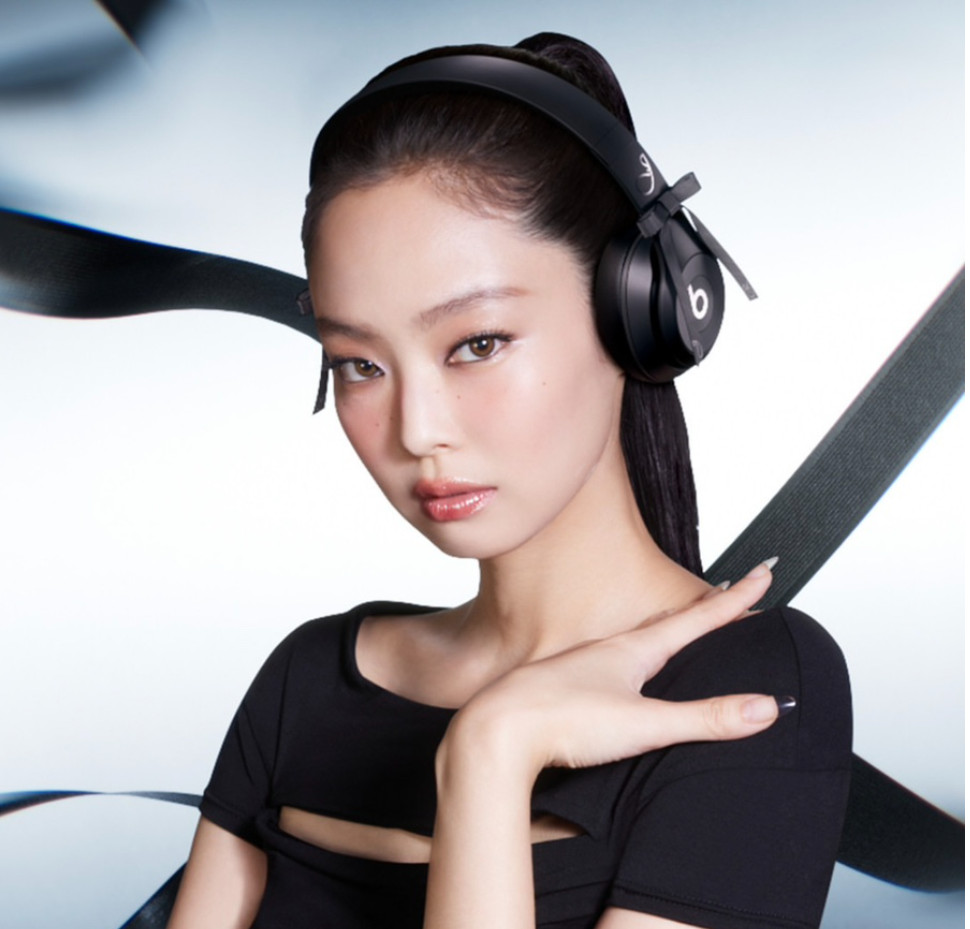 LIMITED Beats Solo 4 Jennie Edition Onyx Black BLACKPINK Rare Headphones