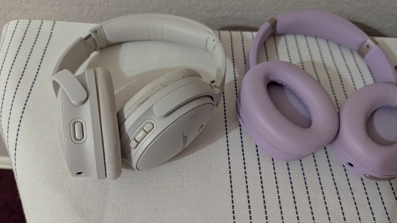 Bose QuietComfort 45 Noise Cancelling Wireless Headphone-White/ See Description