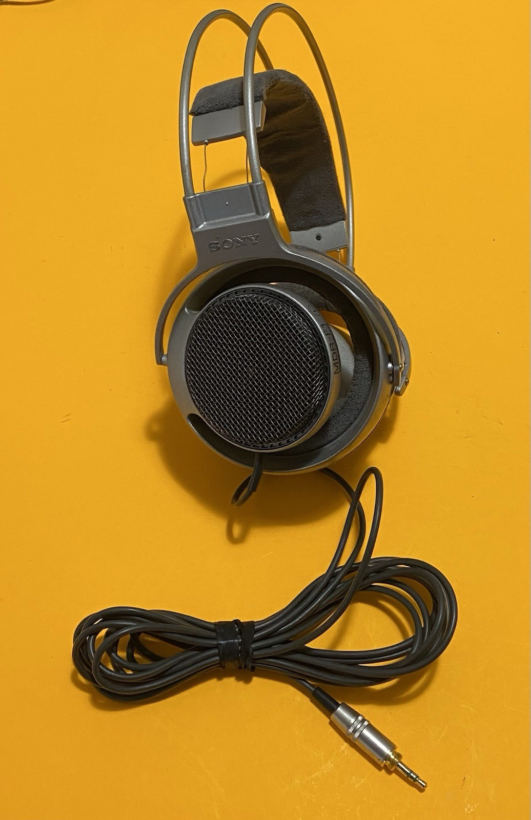 SONY MDR-F1 Headband Headphones Wired Silver Working MADE IN JAPAN
