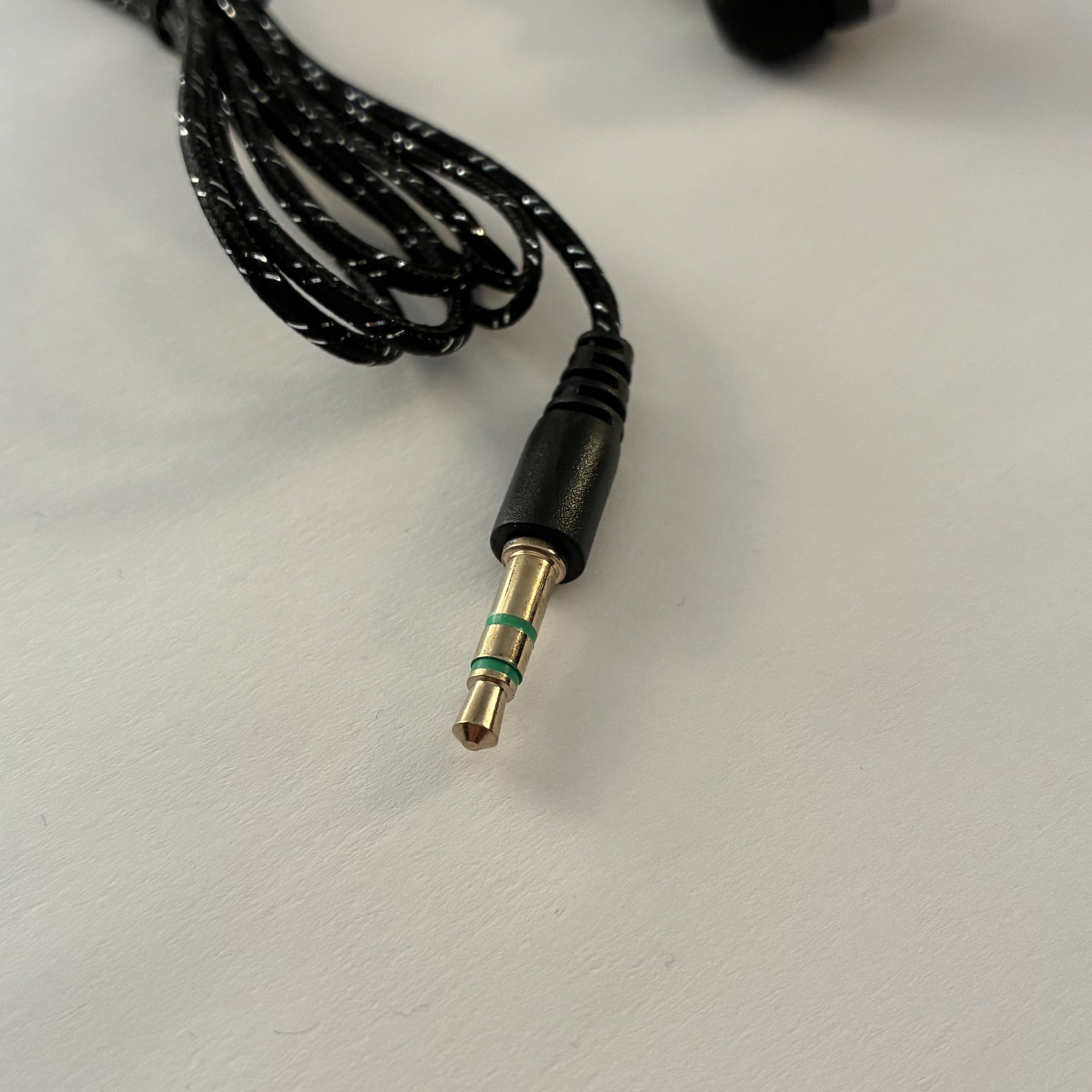 Black In-Ear Earbuds Stereo Tangle Free Braided Cable Cord Quality Sound Bass