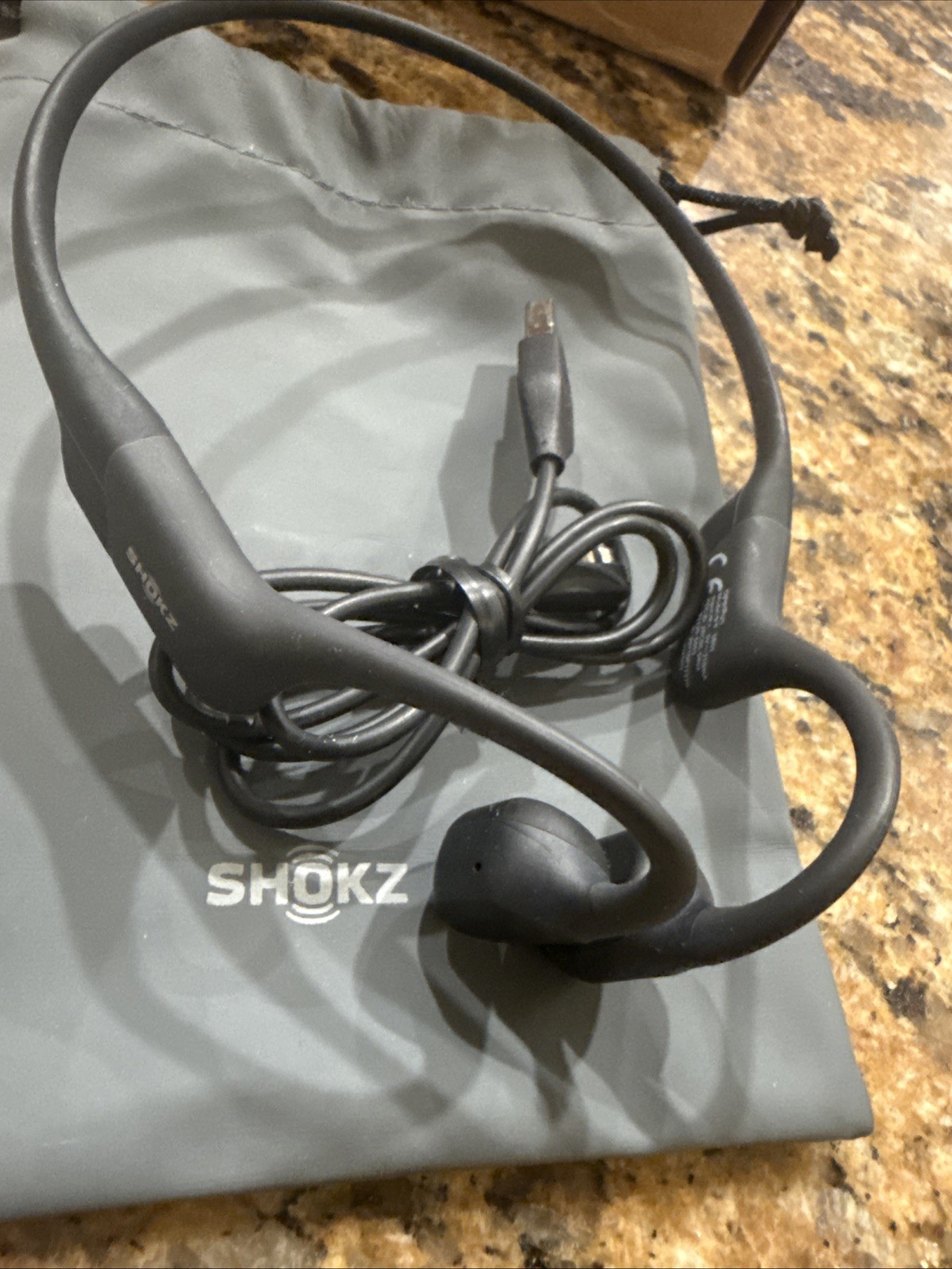 AfterShokz S803 In-Ear Bluetooth Headphones – Black/with Pouch