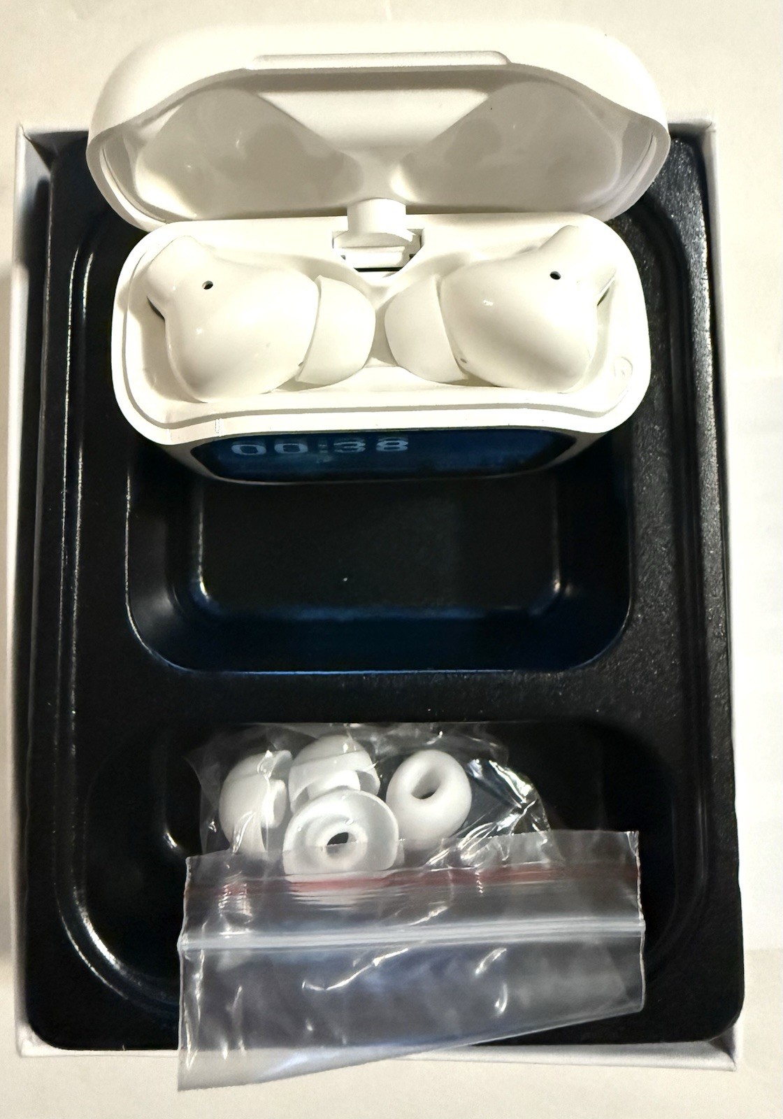 AI Translator Earbuds Touchscreen LCD Case 144 Languages ANC JM19 USB-C New Open