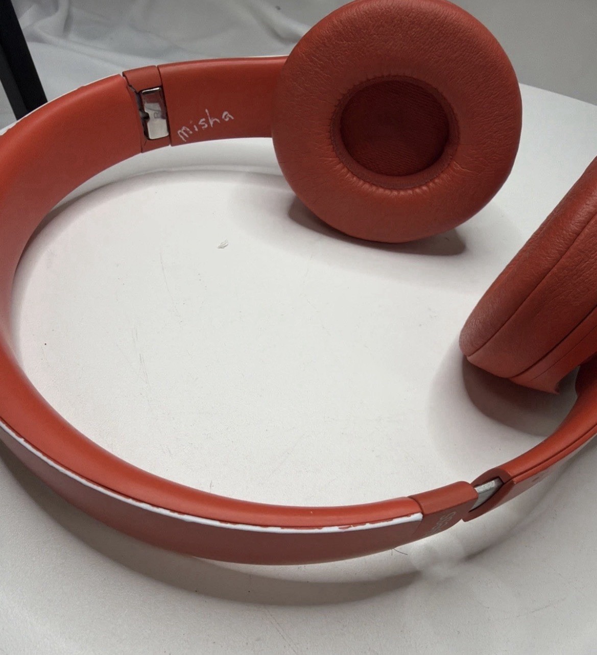 Beats by Dr. Dre Solo3 Casual Listening Headphones Red FOR PARTS!