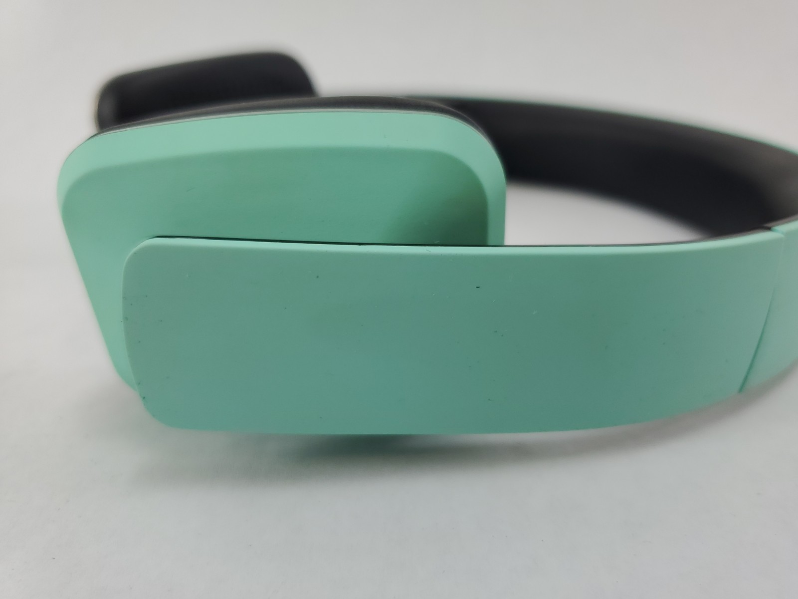 RLX RLX-100 Wireless Bluetooth Stereo Headset Mint Teal Green Foldable Tested