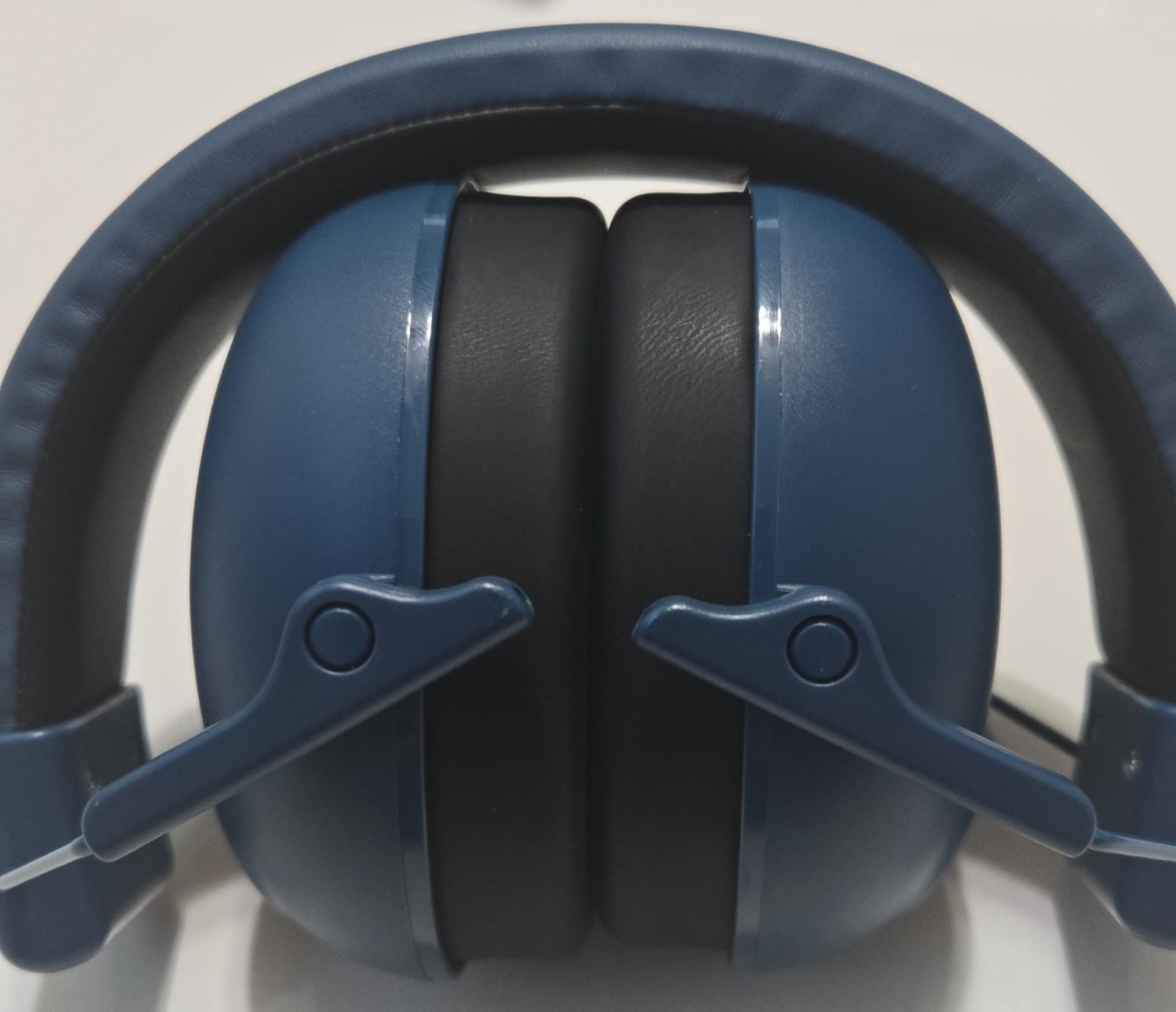 Kids Ride‑On Airplane Headset –JLAB Noise Cancel Over‑Ear Headphones – Ages 2–5