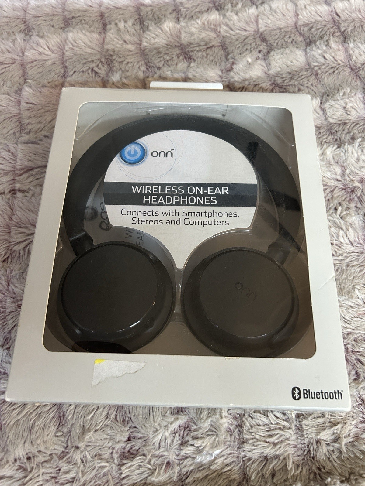 onn Wireless On-Ear Headphones – Black New