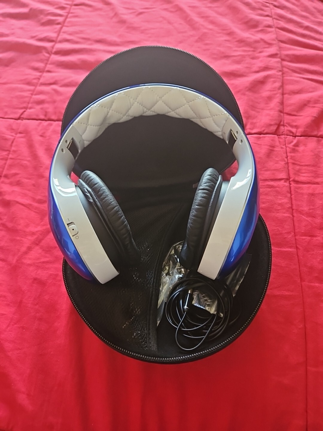 SOUL SL300 Elite High Definition Noise Canceling Headphones by Ludacris Teabow