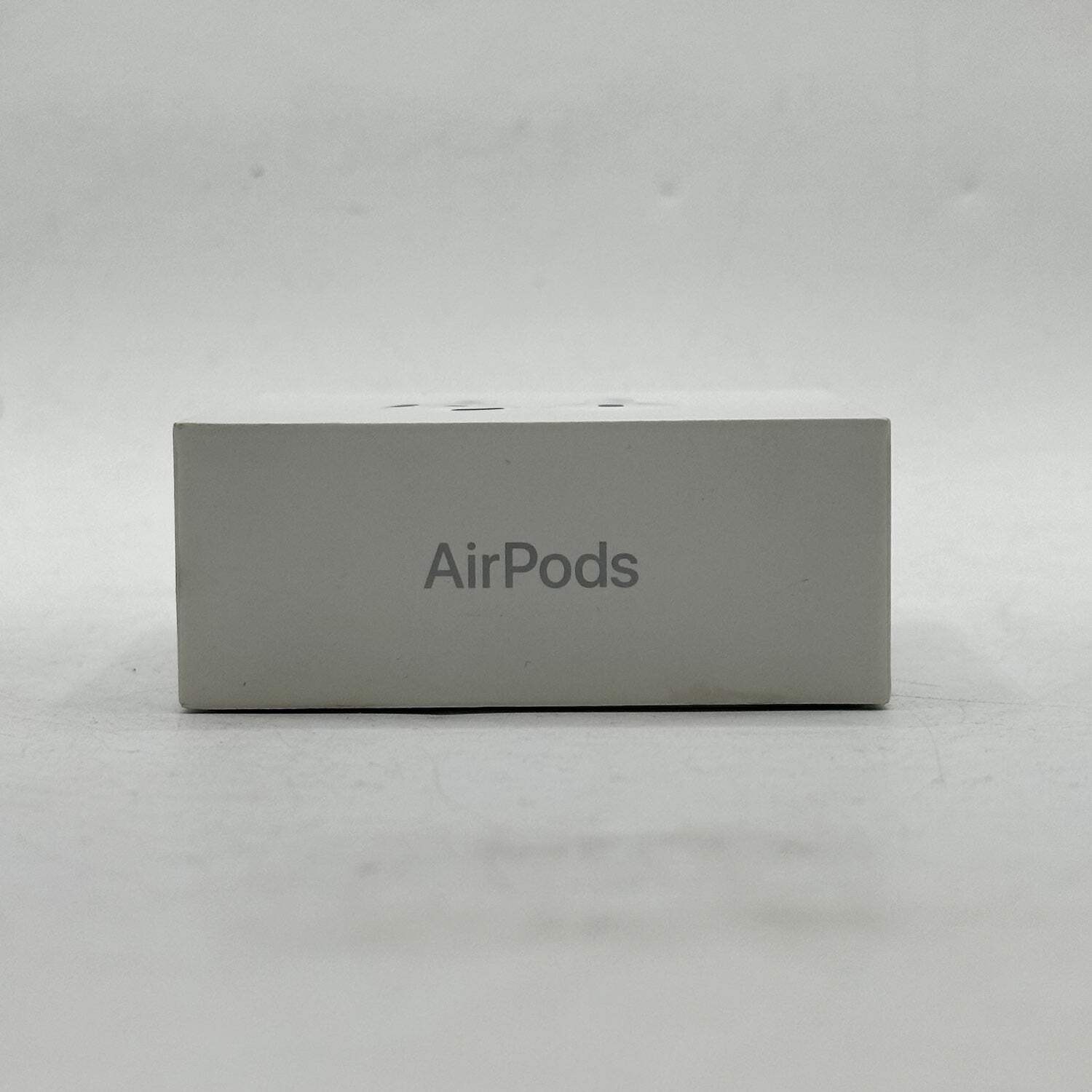 New Apple AirPods 4th Gen with MagSafe Charging Case A3058 MXP63LL/A