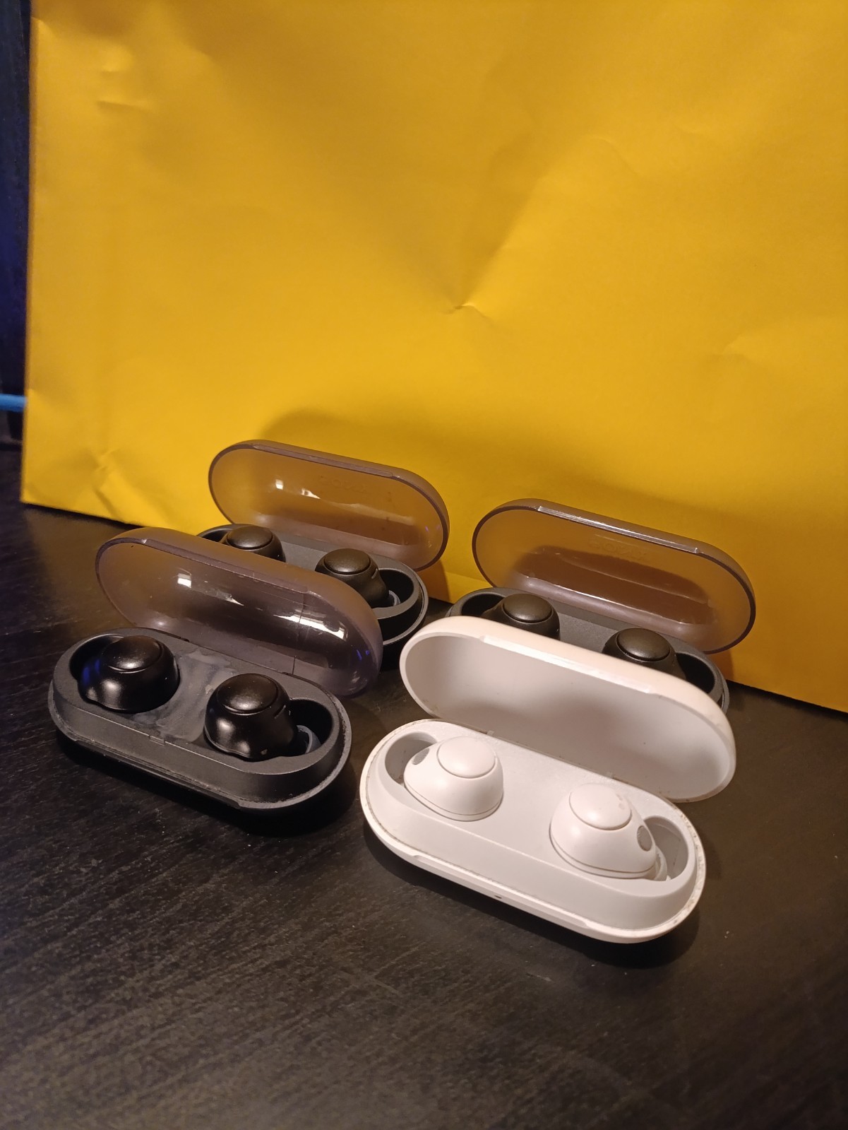 Lot of 4 Sony WF-C500 / WF-C700N Wireless Earbuds w/ Charging Cases – Read Descr
