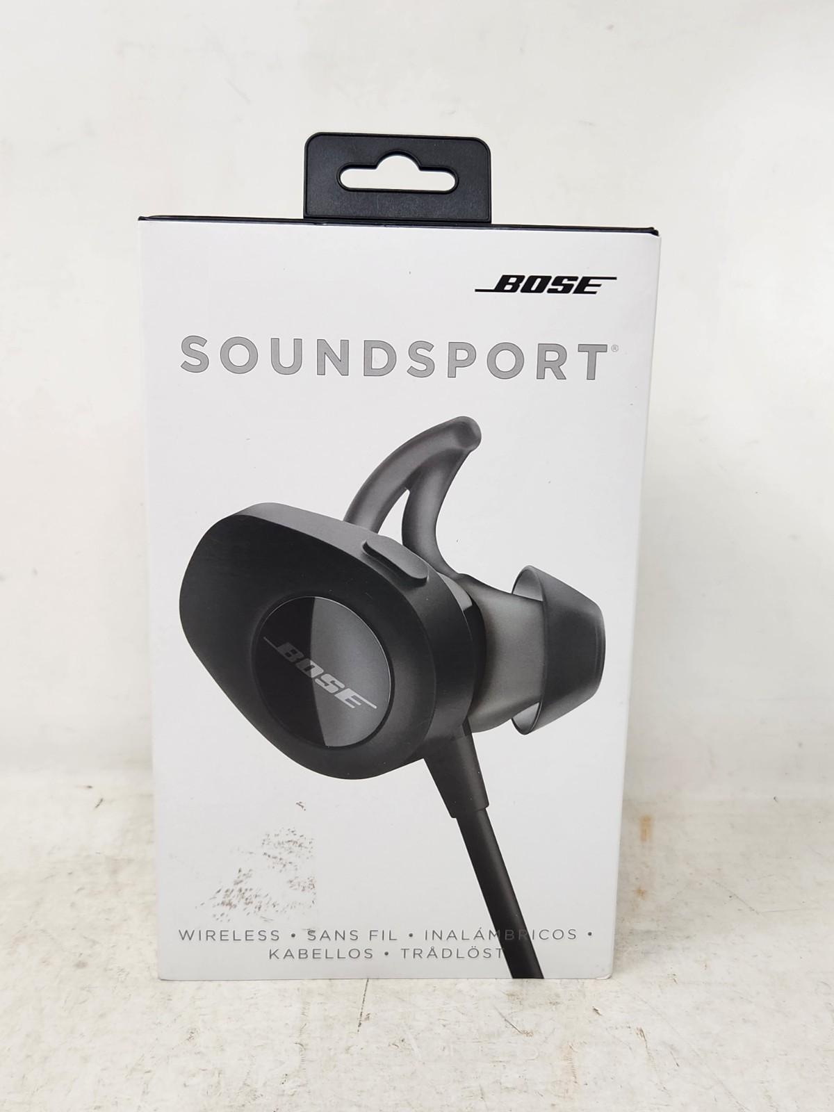 Bose 761529-0010 SoundSport Wireless in Ear Neckband Headphones – Black – READ!