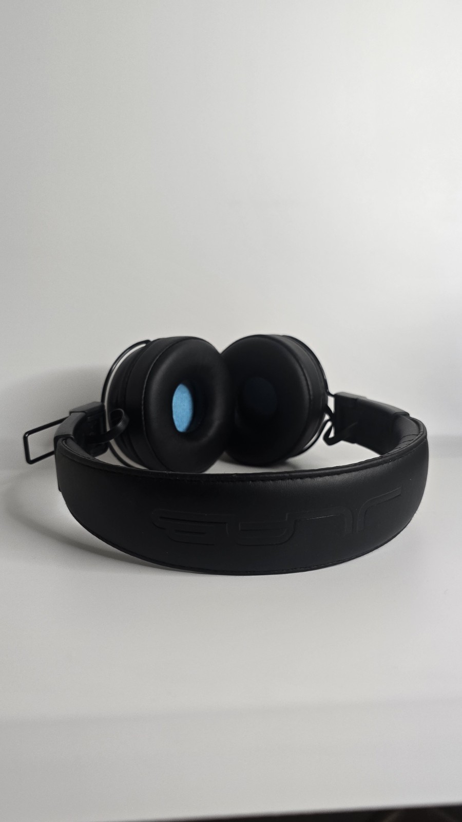 JLab Black On-Ear Headphones Headband Double Earpieces Ear-Pad (On the Ear)