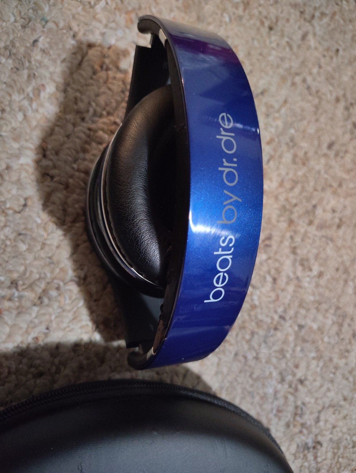 Beats by Dr. Dre Studio 1st Gen Blue Wired Headphones With Case