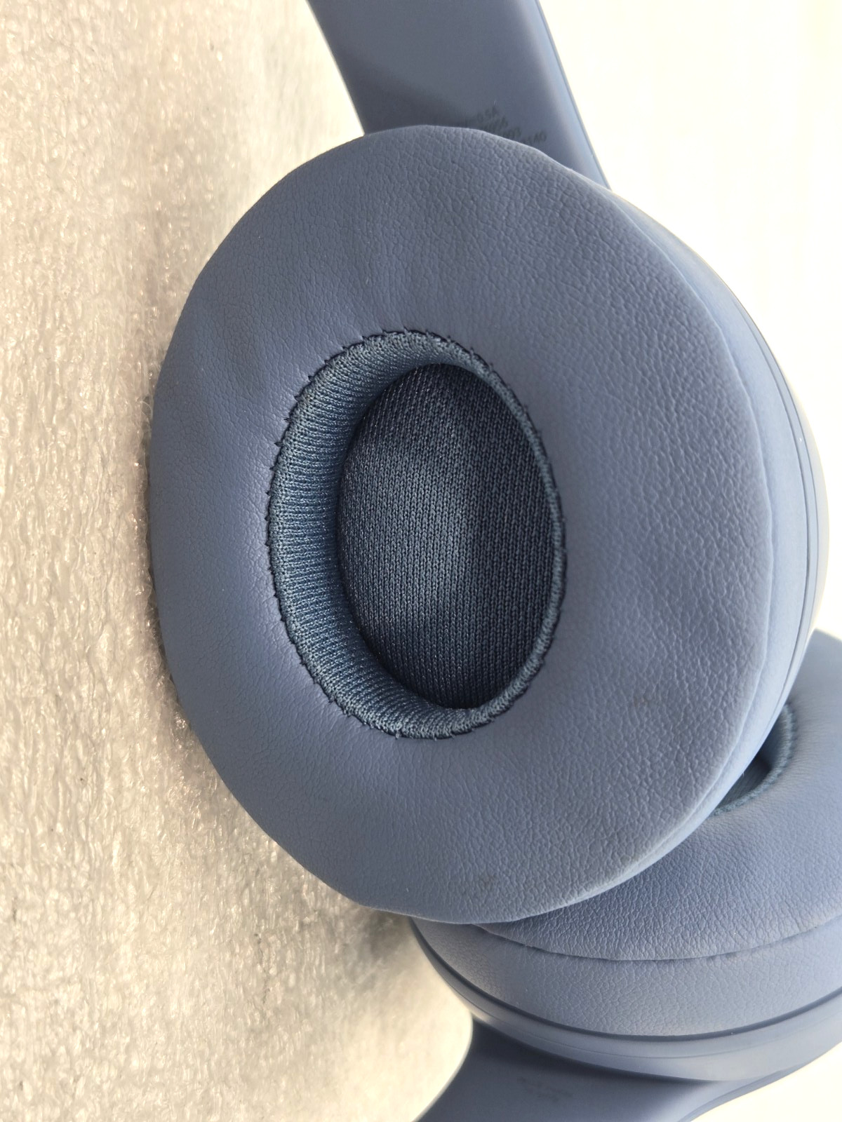 Beats Solo 4 Wireless On-Ear Headphones Slate Blue FAST FREE SHIPPING b