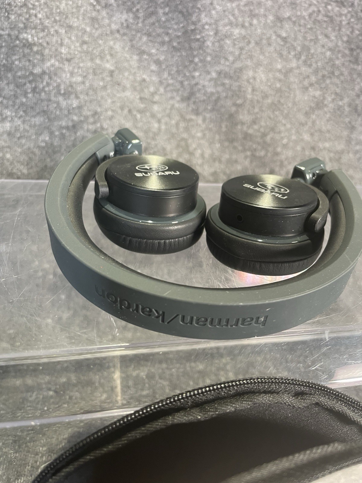 Subaru Harman Kardon High Performance Foldable Mini Headset Works Great
