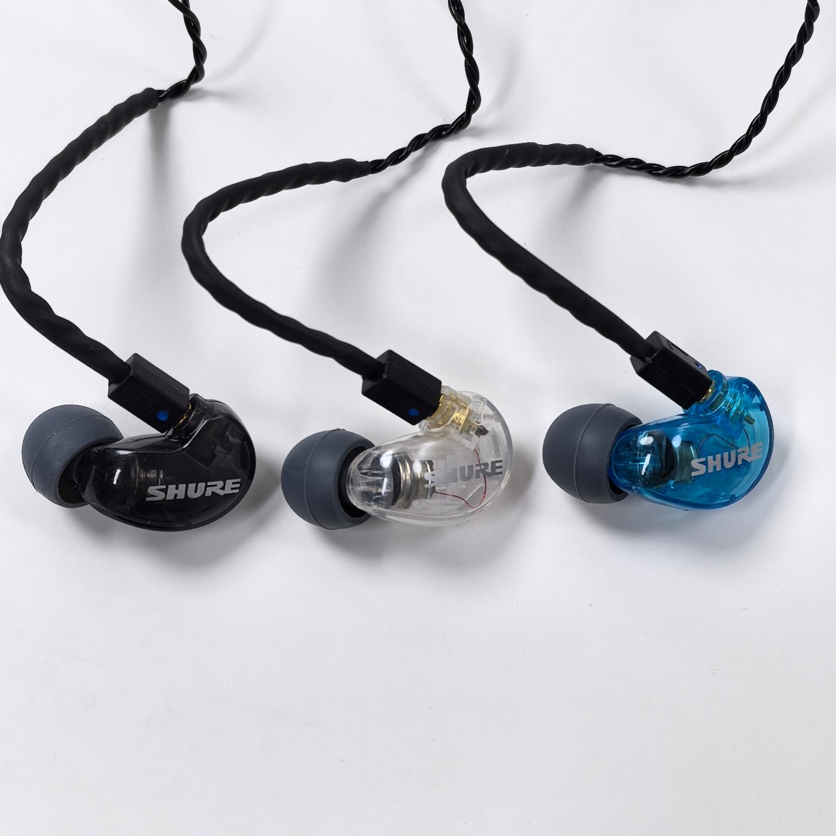Shure SE215 In-Ear Wired Earphones Headphones Earbuds Sound Isolating Colors