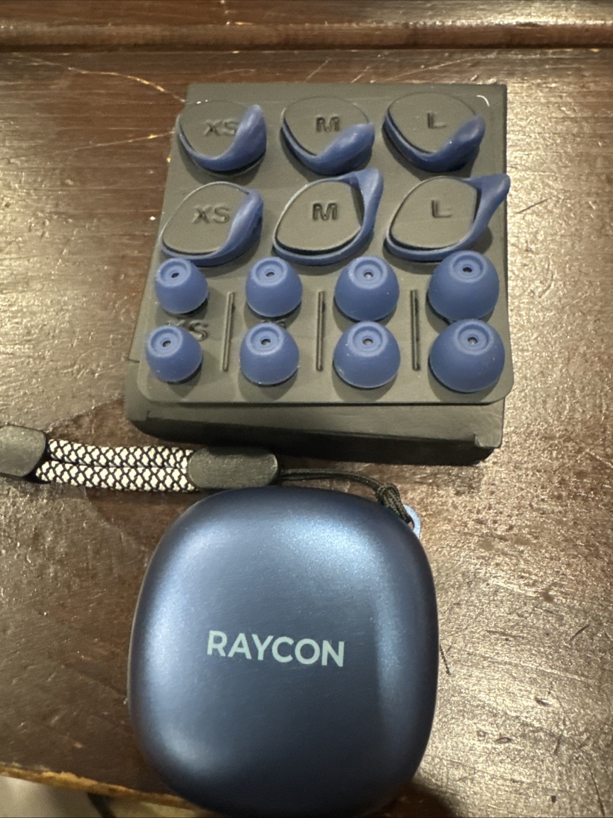Raycon RBE745 Everyday In-Ear Wireless Bluetooth Earbuds w/Charge Case Blue NEW