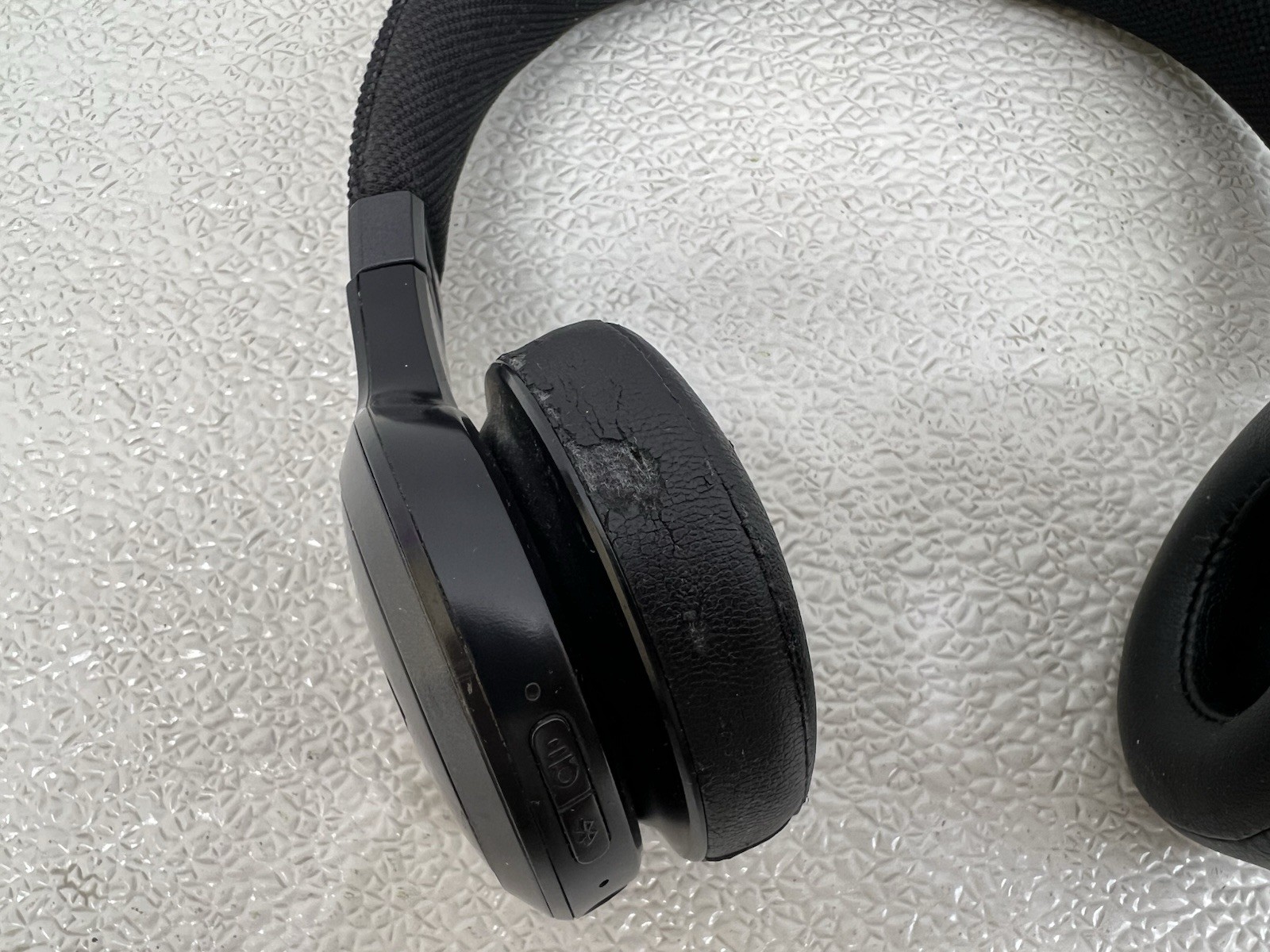 JBL – Live460NC Wireless Noise Cancelling Headphones – Black –