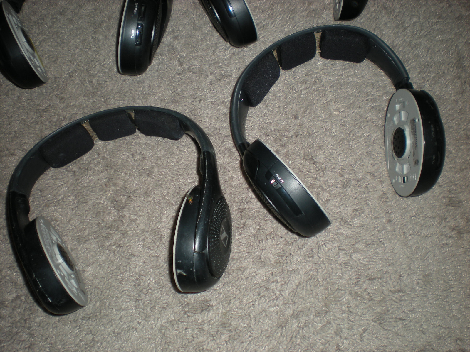 Lot of 9 Sennheiser HDR135 HDR120 II Wireless Headphones ONLY FOR PARTS REPAIR