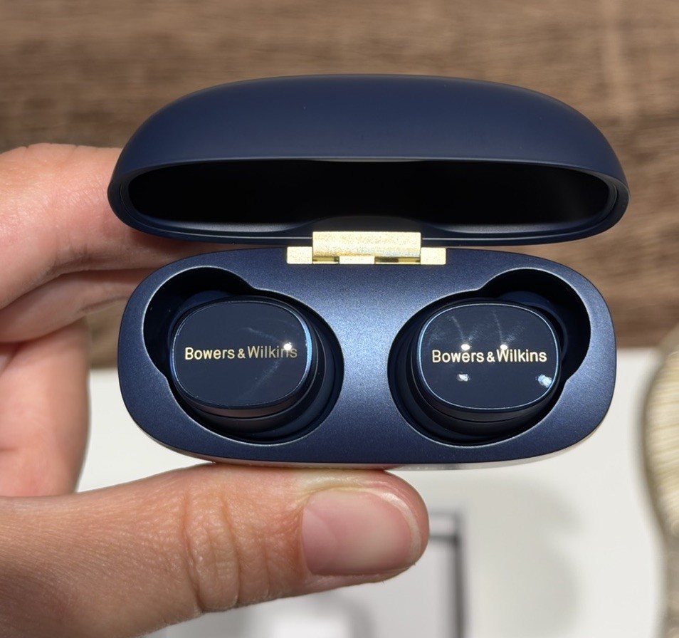 Bowers & Wilkins Pi8 ANC In-Ear True Wireless Earbuds Midnight Blue