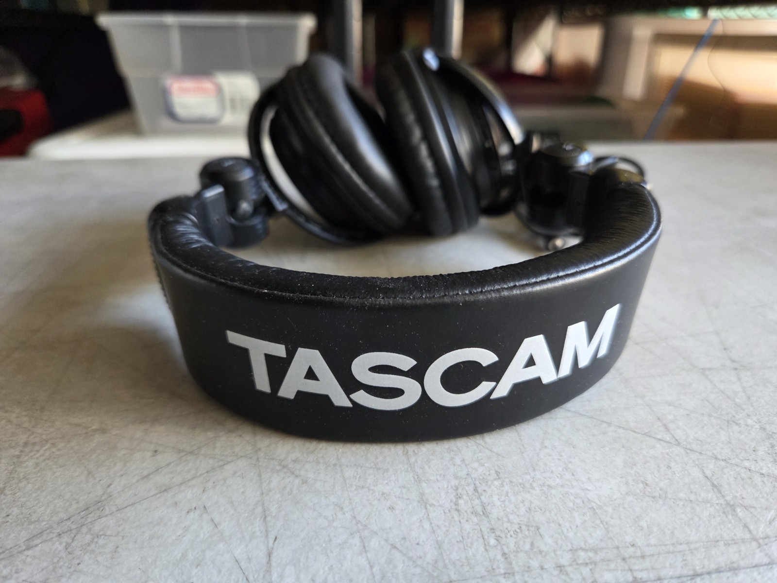TASCAM TH-02 Professional Studio Monitor Headphones Great Condition