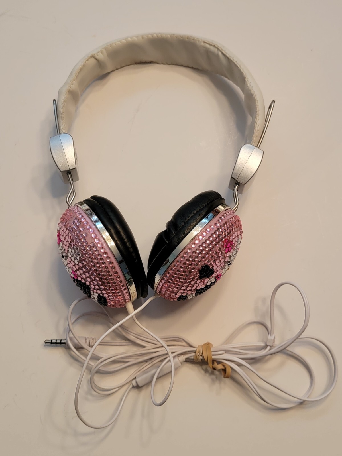 2013 Hello Kitty Rhinestone Headphones Tested/Working