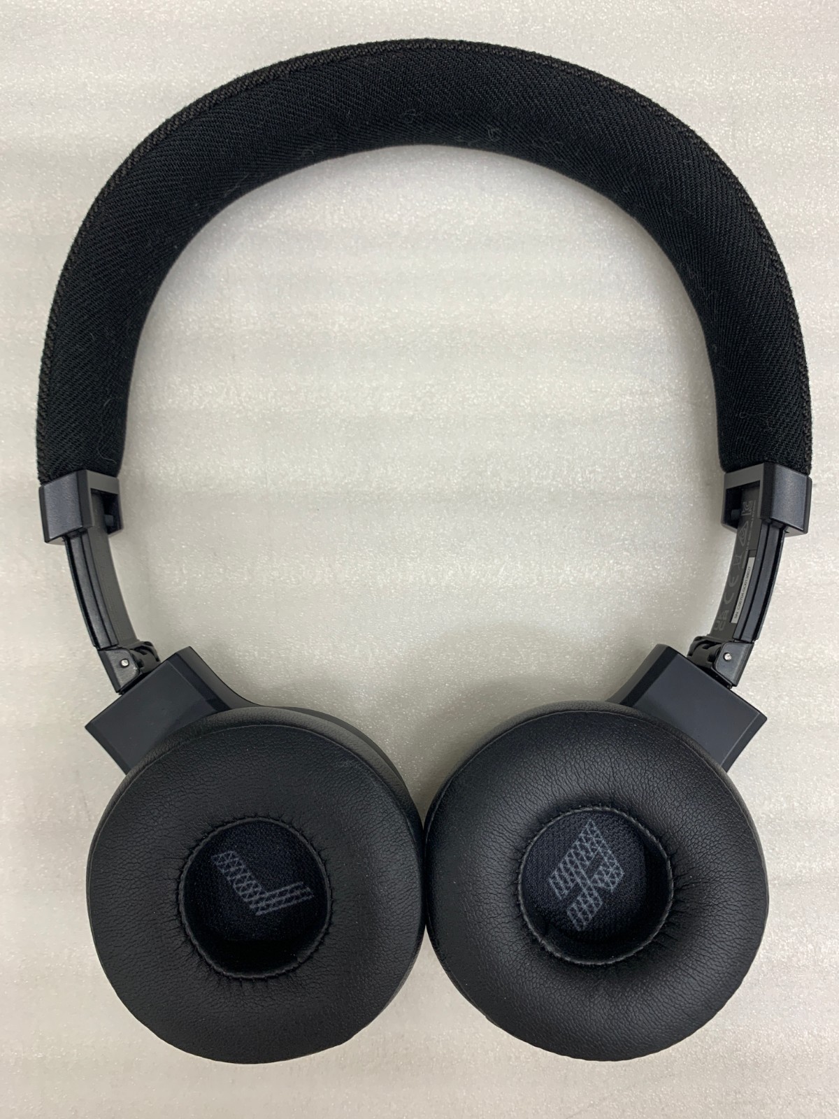 JBL Live 675NC Wireless On-Ear Headphones with Adaptive Noise Cancelling