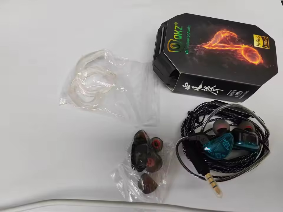 QKZ AK9 Wired Earphones In-Ear 3.5mm AUX HiFi Heavy Bass With MIC HD