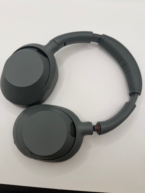 Sony – ULT WEAR Wireless Noise Canceling Headphones – Forest Gray(FOR PARTS)